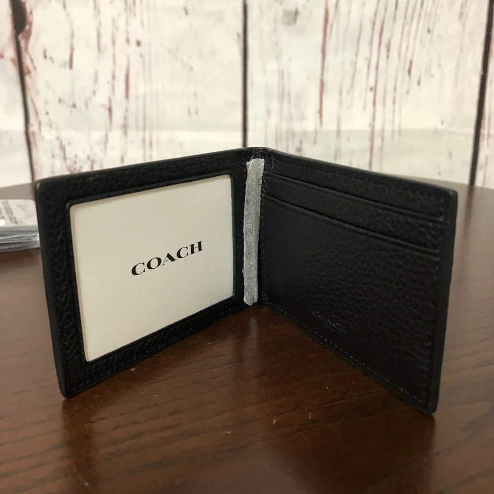 Coach Black Pebbled Leather Men's Compact Bi Fold Wallet